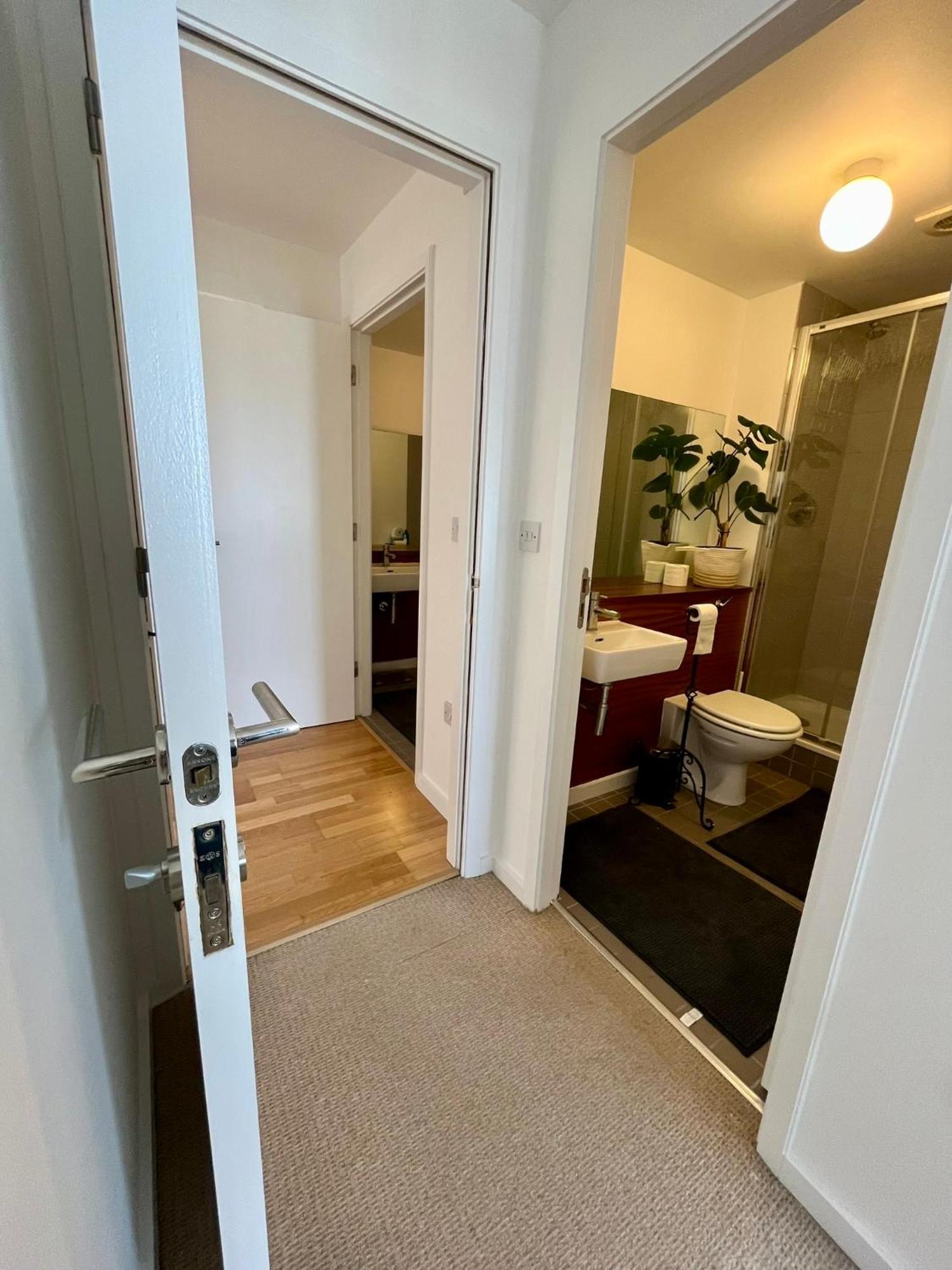 Elegant Entire Home In Dublin'S Royal Canal- Peaceful & Central Exteriör bild